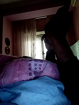 Snapshot of estrogeni chatting on 13, 4, 2026 estrogeni online show from 13, 4, 2026