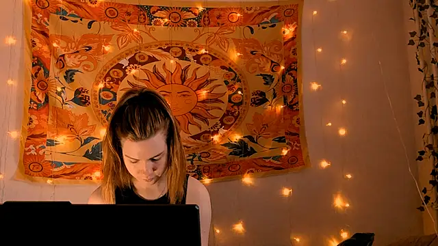 AliceCUNTach online show from 18, 4, 2026