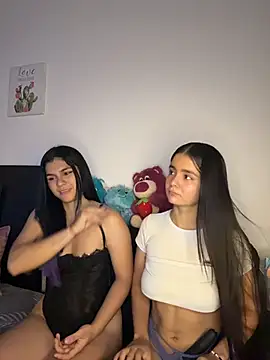 Ashley and Zoe online show from 18, 5, 2026