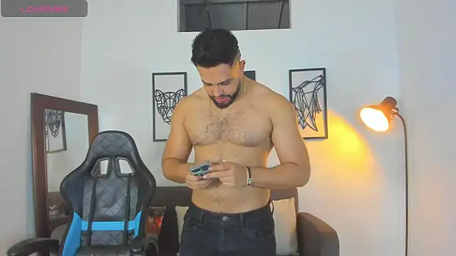 Snapshot of Justin_kingX7 chatting on 19, 11, 2025 Justin kingX7 online show from 19, 11, 2025