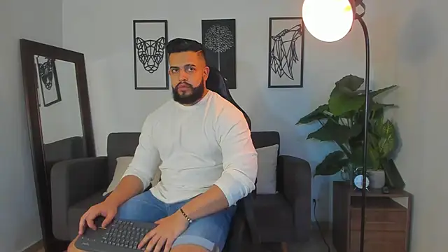 Justin kingX7 online show from 7, 4, 2026