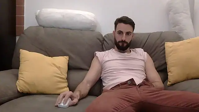 Amicisegreti online show from 29, 3, 2026