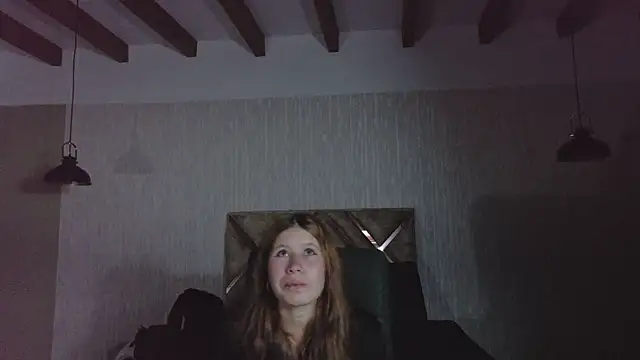 Olivia11  online show from 24, 10, 2025