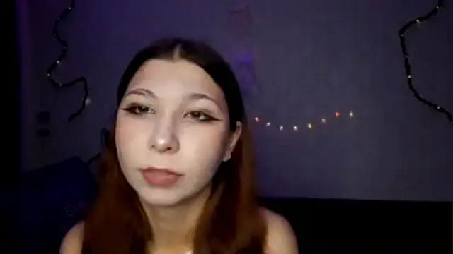 MiaamaLoveLyslt online show from 18, 9, 2025