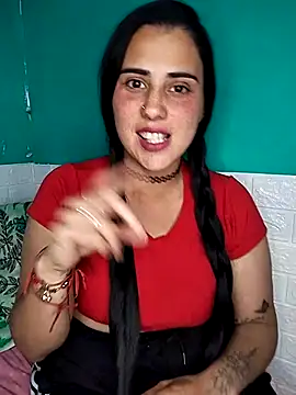 Snapshot of kariciasecreta chatting on 30, 10, 2025 kariciasecreta online show from 30, 10, 2025