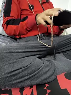 Snapshot of yazinyazin1 chatting on 22, 11, 2025 yazinyazin1 online show from 22, 11, 2025