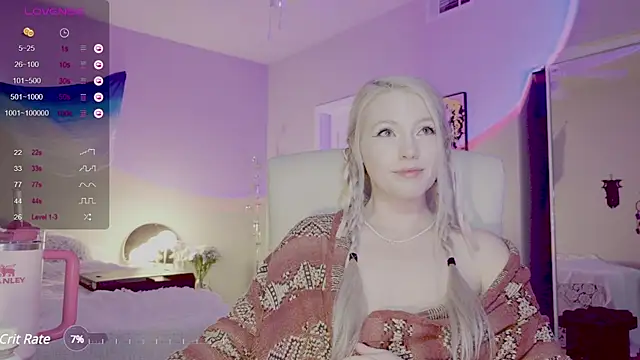 Snapshot of Talulaa chatting on 17, 12, 2024 Talulaa online show from 17, 12, 2024