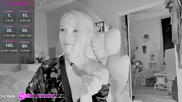 Snapshot of Talulaa chatting on 14, 9, 2025 Talulaa online show from 14, 9, 2025