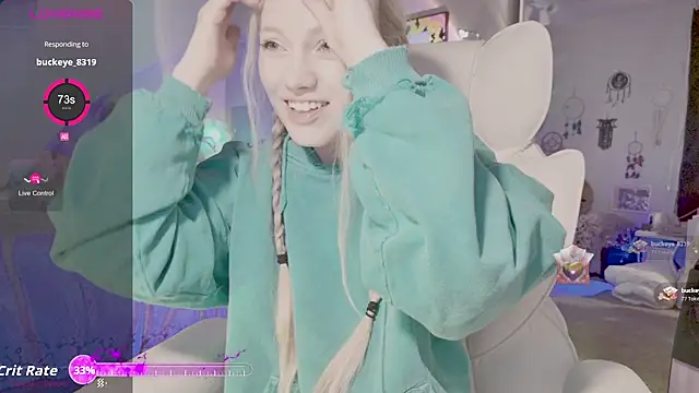 Snapshot of Talulaa chatting on 27, 10, 2025 Talulaa online show from 27, 10, 2025