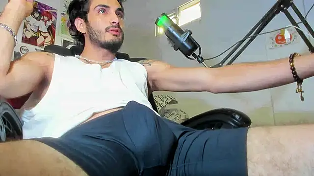 LovexJuxn  online show from 13, 11, 2025