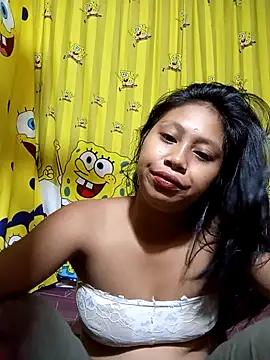 Snapshot of UrSweetAsianLady_02 chatting on 18, 10, 2025 UrSweetAsianLady 02 online show from 18, 10, 2025