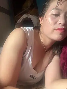 tuyetnhi-00 online show from 11, 9, 2025