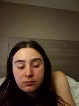 Snapshot of freakylittlebitch69 chatting on 10, 10, 2025 freakylittlebitch69 online show from 10, 10, 2025