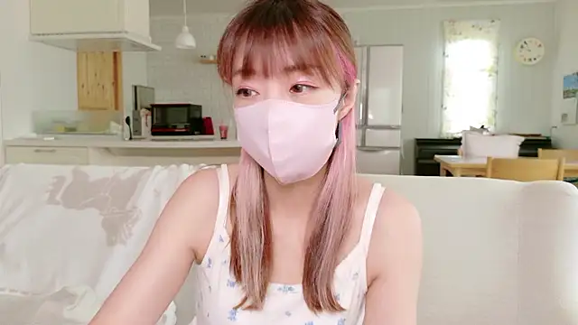 Snapshot of SUZU_1201 chatting on 14, 9, 2025 SUZU 1201 online show from 14, 9, 2025