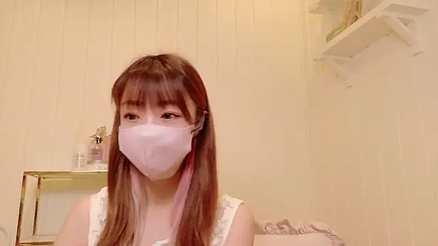 Snapshot of SUZU_1201 chatting on 1, 10, 2025 SUZU 1201 online show from 1, 10, 2025