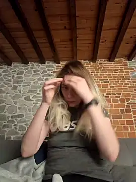 Snapshot of SexyAlya chatting on 9, 11, 2025 SexyAlya online show from 9, 11, 2025