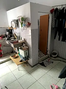 Snapshot of Tiffany-yy chatting on 14, 10, 2025 Tiffany-yy online show from 14, 10, 2025