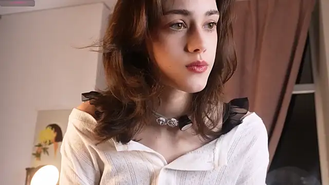 Snapshot of ttragedienne chatting on 11, 11, 2025 ttragedienne online show from 11, 11, 2025