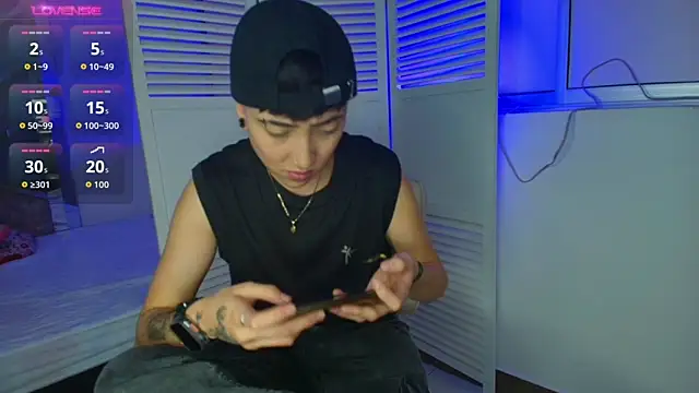 Eryx Eriscor online show from 21, 11, 2025