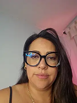 Nicoleefaith  online show from 25, 4, 2026