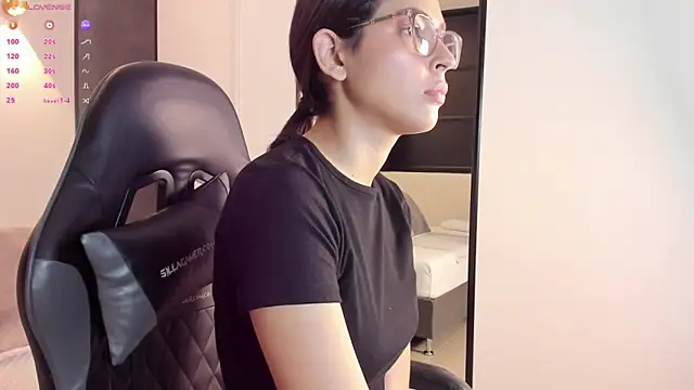 desireee  online show from 9, 10, 2025