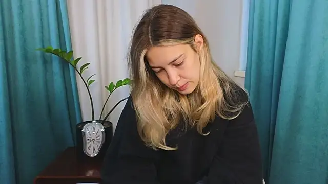 AngelicRice online show from 13, 9, 2025