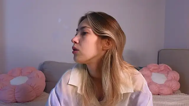 AngelicRice online show from 6, 10, 2025