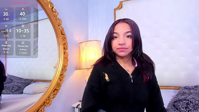 Manelyk evanss  online show from 12, 11, 2025