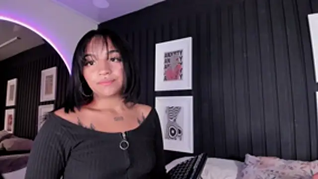 Manelyk evanss  online show from 17, 3, 2026