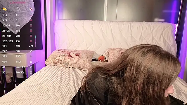 DongMolt online show from 23, 9, 2025