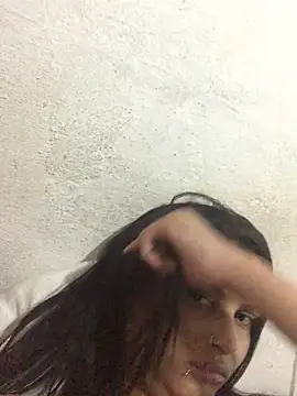 Snapshot of Marianasapequinha chatting on 15, 9, 2025 Marianasapequinha online show from 15, 9, 2025