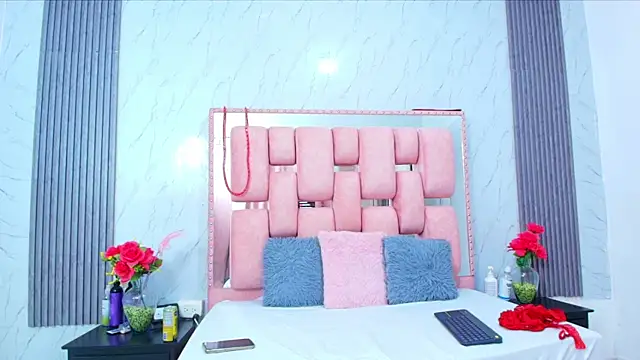 SofiaSommers online show from 10, 11, 2025