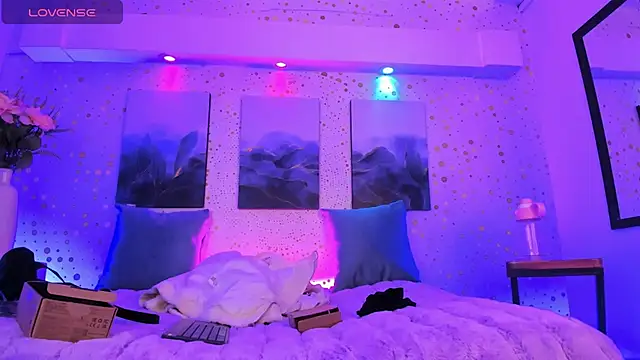 Snapshot of ArianaSantana chatting on 17, 9, 2025 ArianaSantana online show from 17, 9, 2025