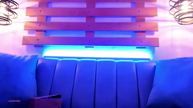 Snapshot of ArianaSantana chatting on 16, 10, 2025 ArianaSantana online show from 16, 10, 2025