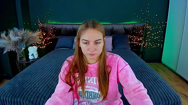 MilaAddams online show from 29, 11, 2025