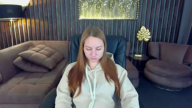 MilaAddams online show from 18, 1, 2026