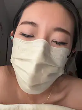 Lulu125216 online show from 9, 2, 2026