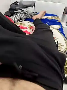 Yazaza1999 online show from 28, 10, 2025