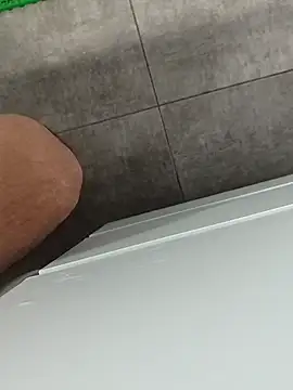 Yazaza1999 online show from 6, 11, 2025