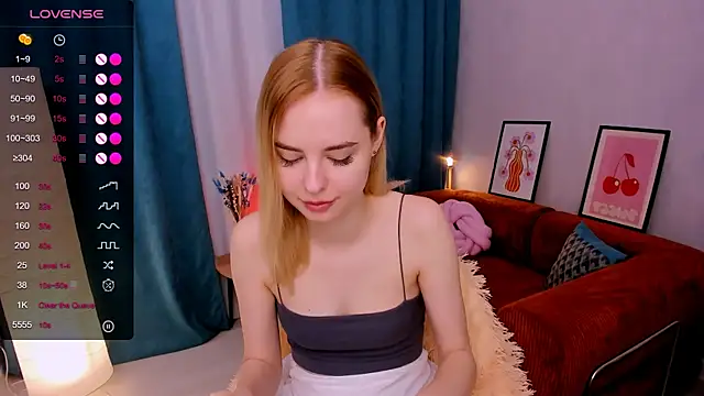 Snapshot of LillianShine chatting on 1, 5, 2026 LillianShine online show from 1, 5, 2026