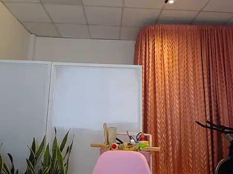 Snapshot of Manuela_lara_ chatting on 23, 10, 2025 Manuela lara online show from 23, 10, 2025