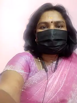 Snapshot of Tamil_Azhaghi25 chatting on 6, 6, 2026 Tamil Azhaghi25 online show from 6, 6, 2026
