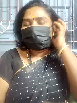 Snapshot of Tamil_Azhaghi25 chatting on 11, 6, 2026 Tamil Azhaghi25 online show from 11, 6, 2026