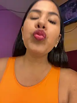 Snapshot of Roxxybigboobs chatting on 16, 9, 2025 Roxxybigboobs online show from 16, 9, 2025
