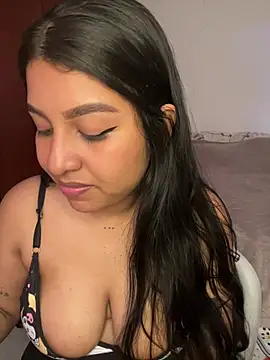  Chloe Smith online show from 28, 7, 2026