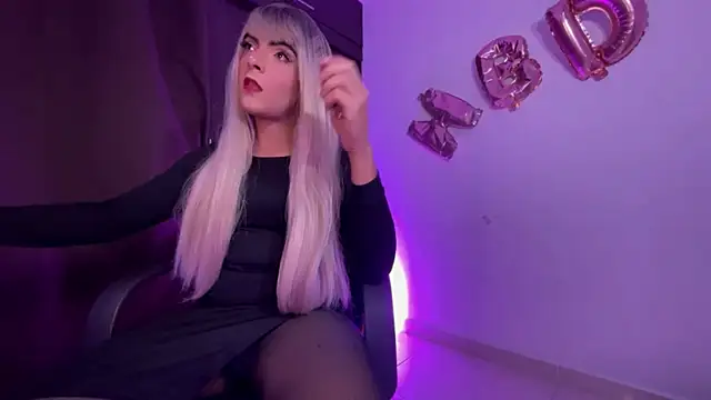 regina mills milk online show from 5, 12, 2025