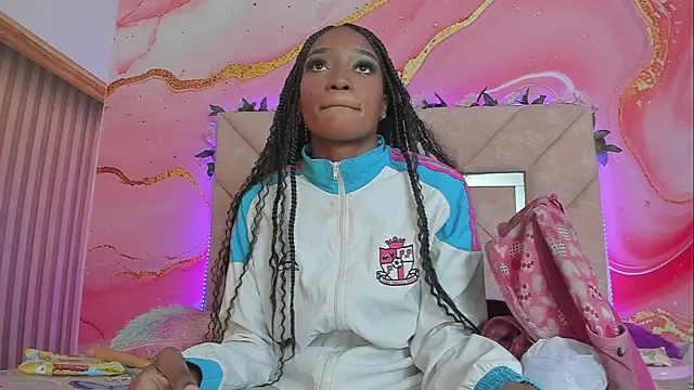 Snapshot of Taylor_oriana_ chatting on 25, 9, 2025 Taylor oriana online show from 25, 9, 2025