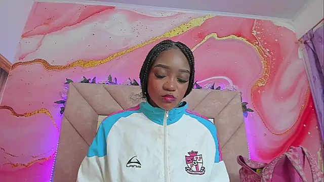 Snapshot of Taylor_oriana_ chatting on 27, 9, 2025 Taylor oriana online show from 27, 9, 2025