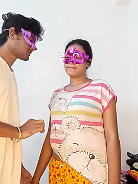 new coupleee online show from 1, 11, 2025