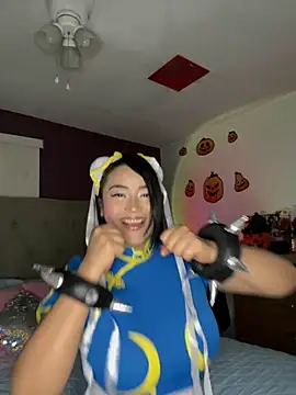 MyHoneyFrida online show from 31, 10, 2025